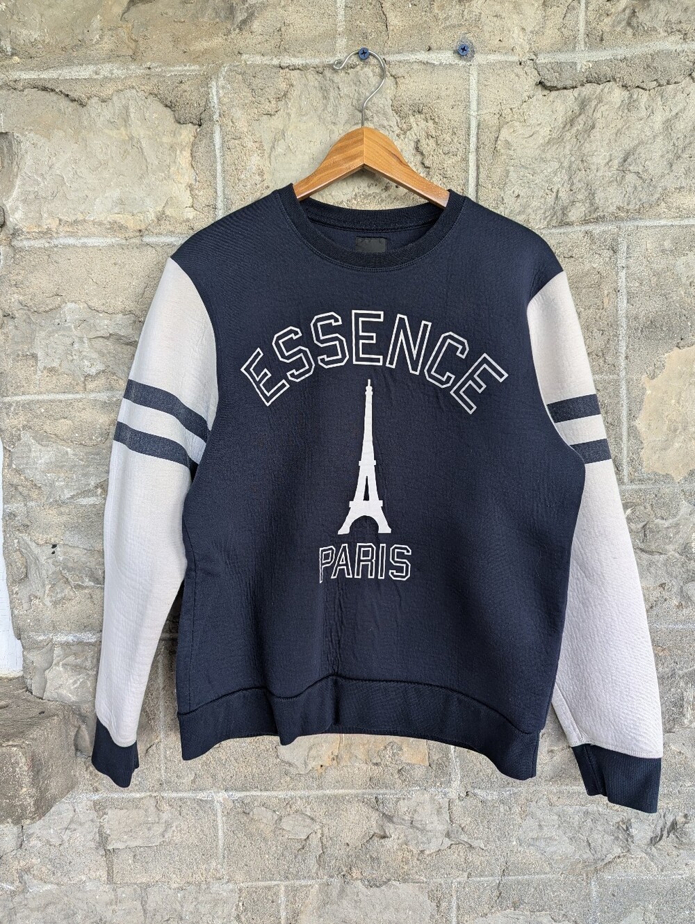 Zara Man Large Essence Paris Graphic Pullover Sweater Navy Blue And White